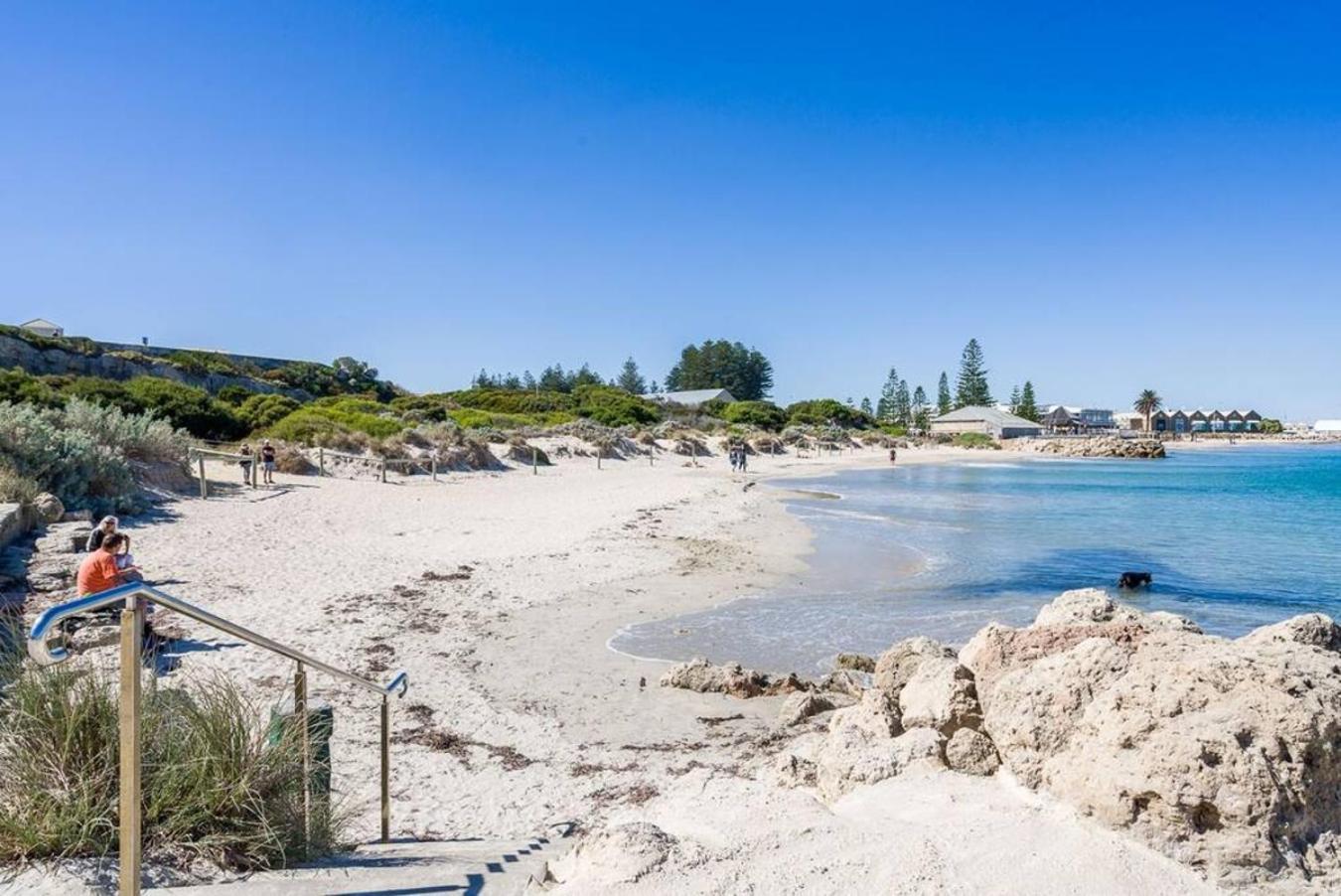 West End Warehouse Historical Opposite Beach Fremantle Bagian luar foto
